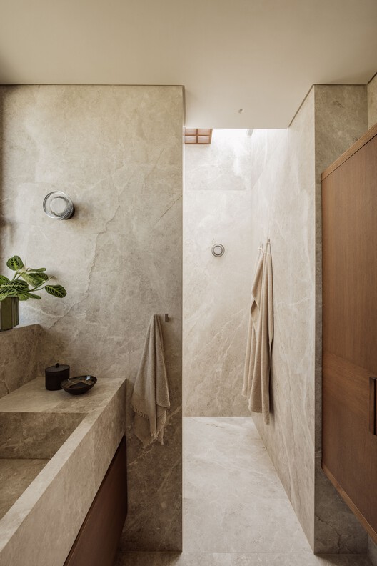 Lumen Residence / block722 - Interior Photography, Bathroom, Concrete