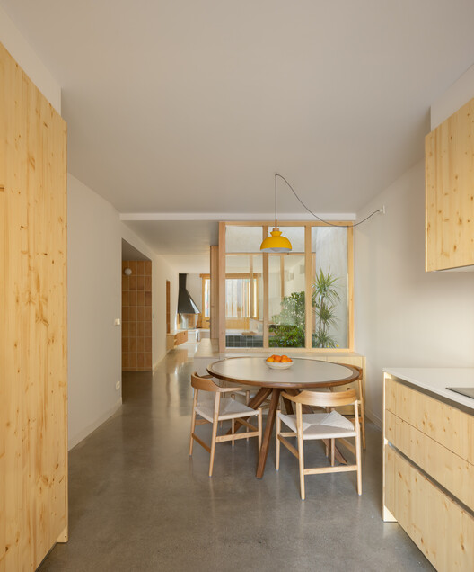 Reforma Sant Sebastià / Anna Prats Joan Valls Reforma Sant Sebastià / Anna Prats Joan Valls - Imagen 2 de 13