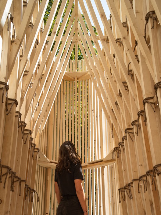 River Chapel - La Barca / Marina Poli + Philippe Paumelle + Clément Molinier River Chapel - La Barca / Marina Poli + Philippe Paumelle + Clément Molinier - Image 3 of 29