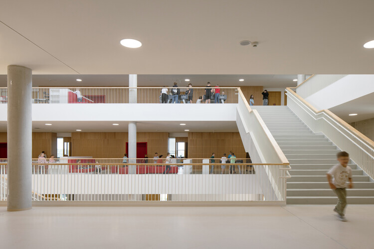 Escola Primária VIDA / OVA - Fotografia de Interiores