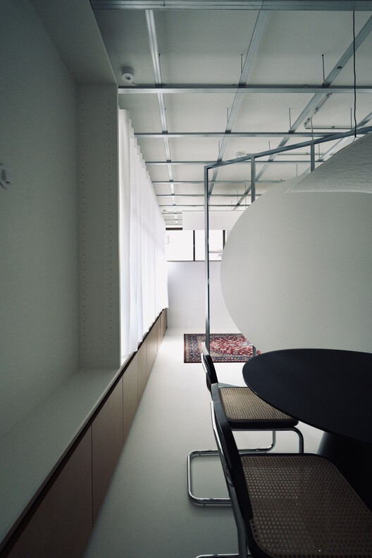 IAI Coletivo _ Atelier / IAI Coletivo IAI Coletivo _ Atelier / IAI Coletivo - Interior Photography, Lighting, Glass, Chair, Steel