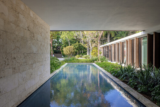 KIAORA / [STRANG] - Image 26 of 52