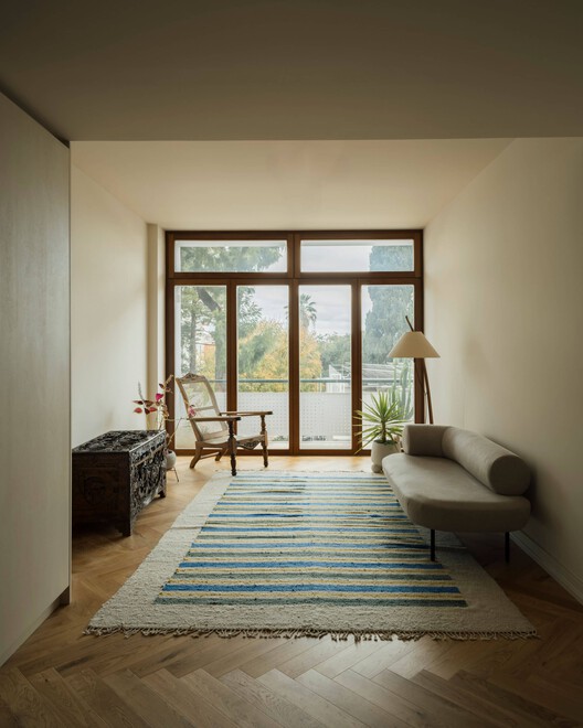 Apartamento Estrela - Lucky Star / Spacegram - Fotografia de Interiores, Madeira, Cadeira