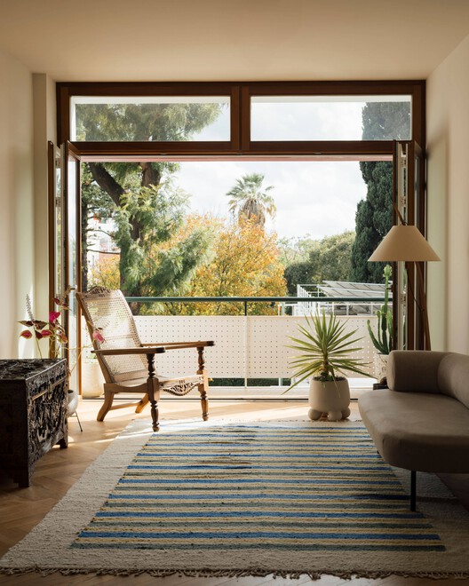 Apartamento Estrela - Lucky Star / Spacegram - Fotografia de Interiores, Sala de Estar, Madeira, Cadeira