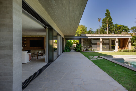 Casa do Bosque / Sala 03 Arquitetura - Imagem 12 de 26