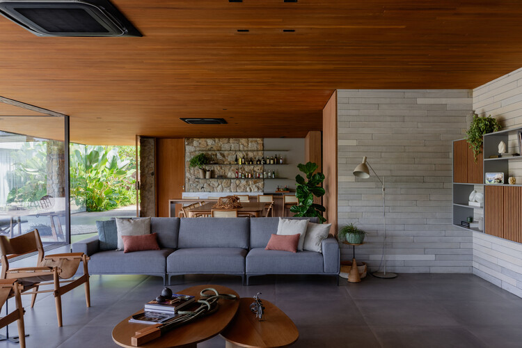 Casa Jardineiras / Sala 03 Arquitetura - Imagem 4 de 22