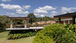 Jardineiras House / Sala 03 Arquitetura
