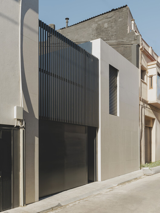 Casa 899 - S29 / exitprojectes estudi d'arquitectura Casa 899 - S29 / exitprojectes estudi d'arquitectura - Fotografía exterior, Concreto