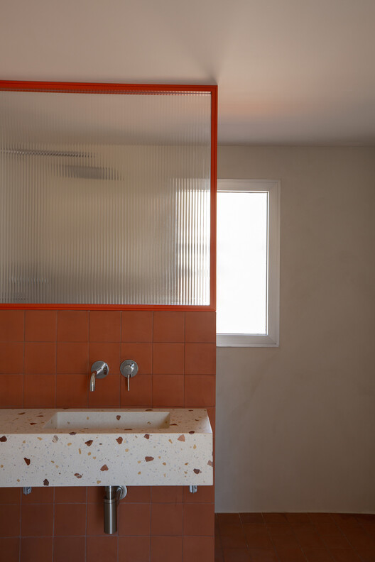 Villa T  / la obra - Fotografía interior, Tarjas, Baño