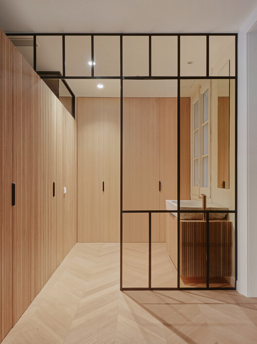 Apartamento Largo / MIEL Arquitectos - Fotografía de Interiores, Vestuario, Madera