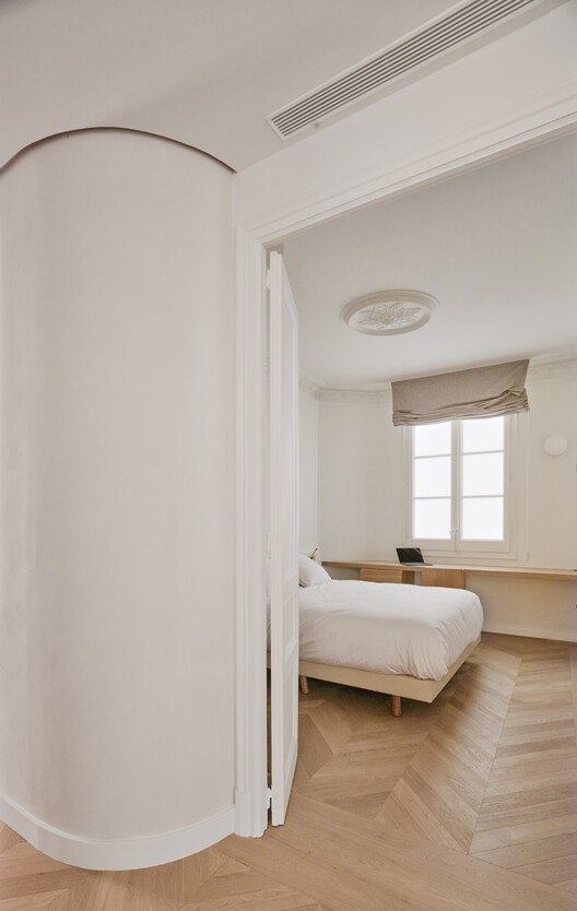 Long Flat / MIEL Arquitectos Long Flat / MIEL Arquitectos - Fotografía interior, Dormitorio, Madera, Camas