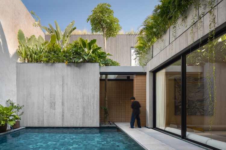 3+2+1 Villa / K-Thengono Design Studio - Image 3 of 30