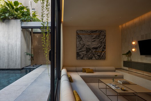3+2+1 Villa / K-Thengono Design Studio 3+2+1 Villa / K-Thengono Design Studio - Interior Photography, Courtyard