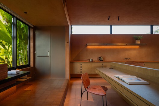 3+2+1 Villa / K-Thengono Design Studio 3+2+1 Villa / K-Thengono Design Studio - Interior Photography, Bathroom, Wood