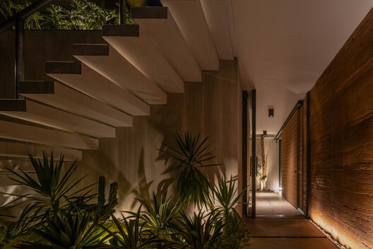 3+2+1 Villa / K-Thengono Design Studio 3+2+1 Villa / K-Thengono Design Studio - Image 22 of 30