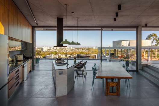 Casa Kûara / Obra Arquitetos + NNArq - Fotografía interior, Cocina