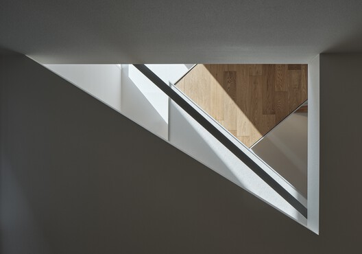 House 14° / Akaike Kazuhito Architect & Associates House 14° / Akaike Kazuhito Architect & Associates - Image 9 of 13