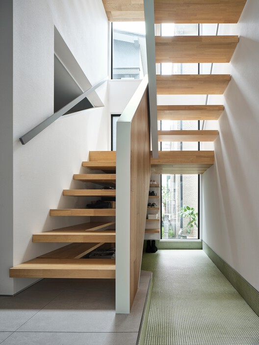 House 14° / Akaike Kazuhito Architect & Associates House 14° / Akaike Kazuhito Architect & Associates - Image 3 of 13