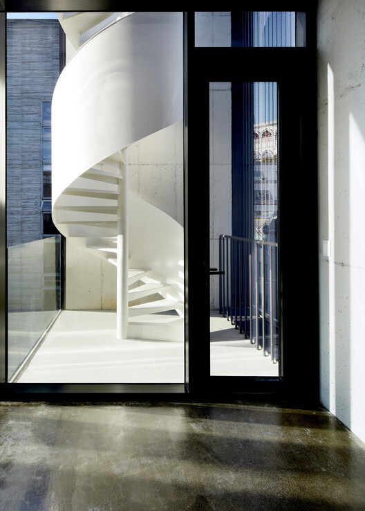 Triplet Code Sinsa Neighborhood Facility / L'EAU design Triplet Code Sinsa Neighborhood Facility / L'EAU design - Image 18 of 29