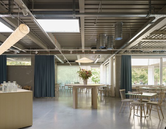 Bistro Ferdinand / Grau Architects + studeny architects + Peter Stec - Interior Photography, Dining room, Lighting, Table, Chair, Glass
