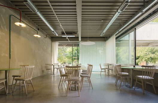 Bistro Ferdinand / Grau Architects + studeny architects + Peter Stec - Interior Photography, Dining room, Chair, Table, Glass