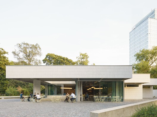 Bistro Ferdinand / Grau Architects + studeny architects + Peter Stec - Exterior Photography, Concrete