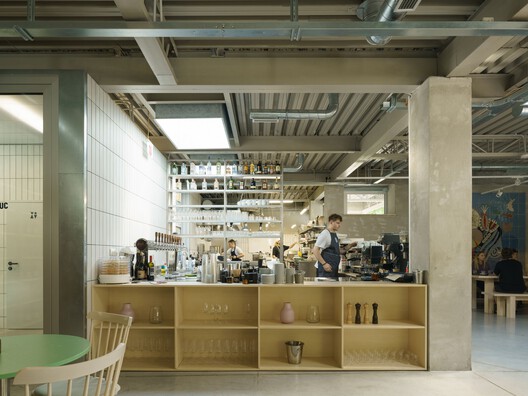 Bistro Ferdinand / Grau Architects + studeny architects + Peter Stec - Interior Photography, Kitchen, Chair