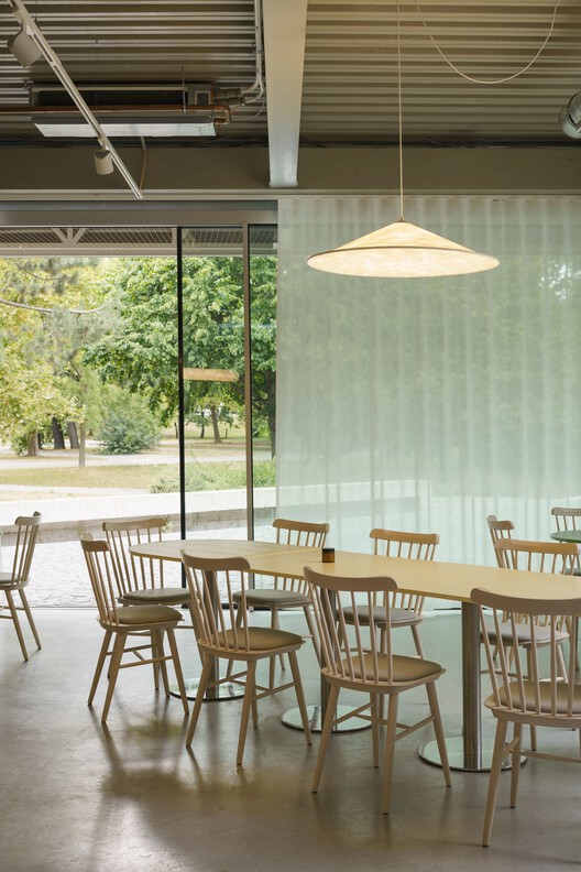 Bistro Ferdinand / Grau Architects + studeny architects + Peter Stec - Interior Photography, Dining room, Wood, Chair