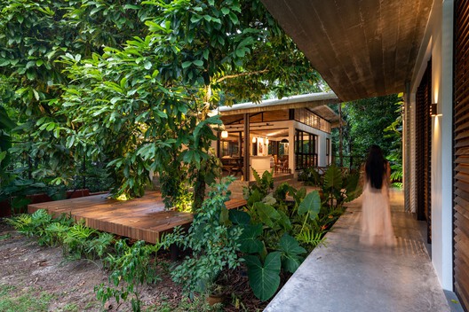 Casa Cajuí / Laurent Troost Architectures - Fotografia de Exterior, Madeira, Jardim