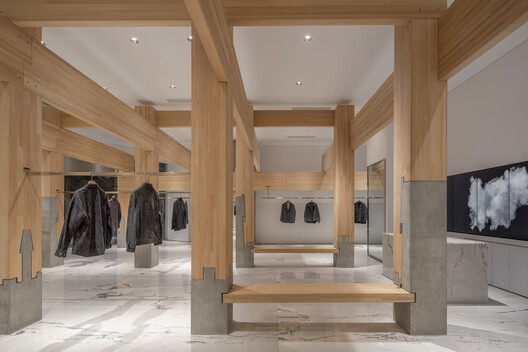 禅之柱，单农太原万象城店 / 罗宇杰工作室 LUOstudio - 室内图, 木头, 玻璃
