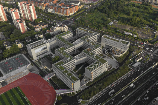 Library of the High School Affiliated to Nanjing Normal University, Xiaozhuang Campus / Atelier FCJZ Library of the High School Affiliated to Nanjing Normal University, Xiaozhuang Campus / Atelier FCJZ - Exterior Photography, Aerial View Photography
