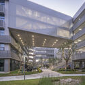 Library of the High School Affiliated to Nanjing Normal University, Xiaozhuang Campus / Atelier FCJZ - High School