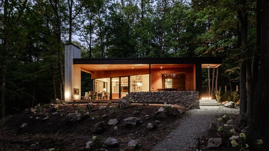 Monolith Lodge / Pyxis Nautica + Hello Wood - Image 7 of 25