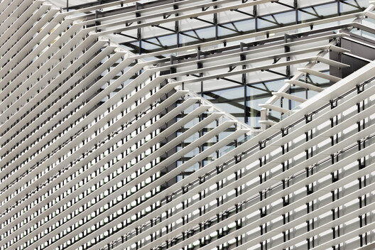 Lagunen II Shopping Center / BIOSIS - Image 3 of 32