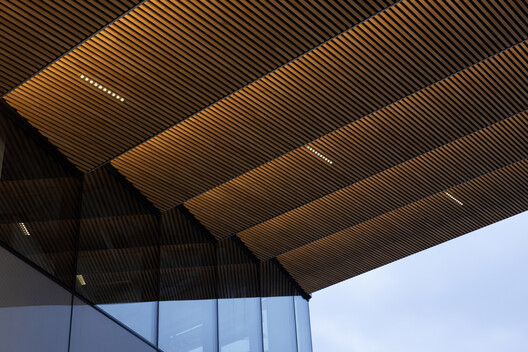 Lagunen II Shopping Center / BIOSIS - Image 13 of 32