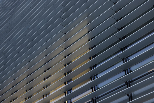 Lagunen II Shopping Center / BIOSIS - Image 11 of 32