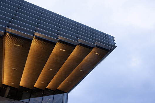 Lagunen II Shopping Center / BIOSIS - Image 14 of 32