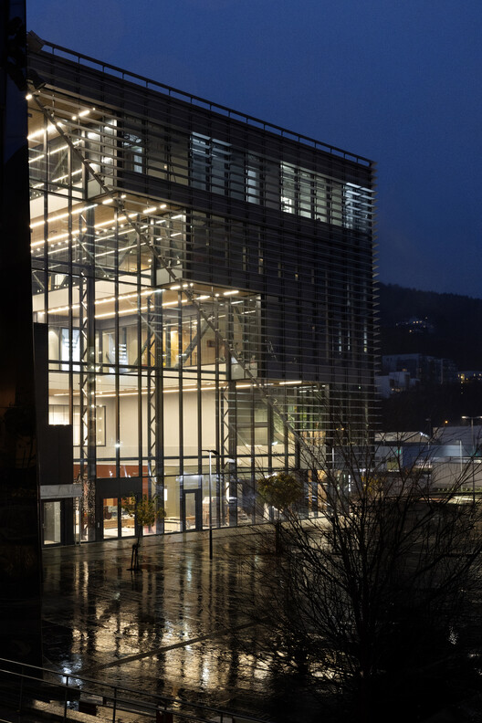 Lagunen II Shopping Center / BIOSIS - Exterior Photography, Glass
