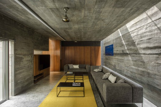 Cut Bend Fold Play House / Matharoo Associates Cut Bend Fold Play House / Matharoo Associates - Image 16 of 24