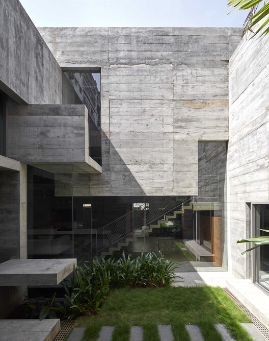 Cut Bend Fold Play House / Matharoo Associates Cut Bend Fold Play House / Matharoo Associates - Image 14 of 24