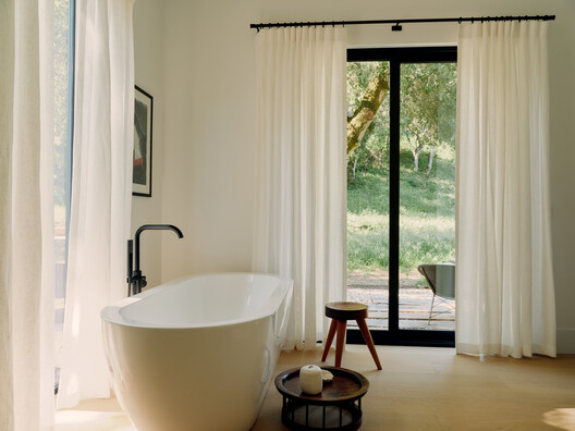 The Preserve I Home / Studio Schicketanz - Interior Photography, Bathroom, Lighting, Bathtub