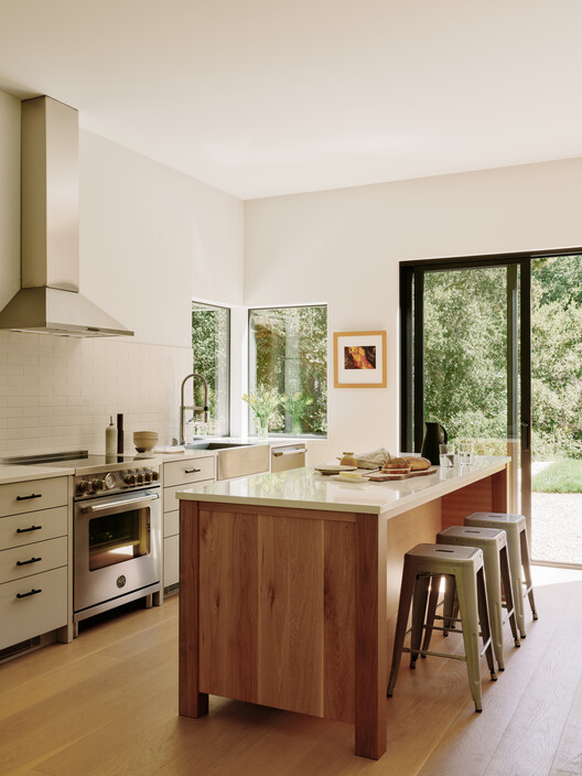 The Preserve I Home / Studio Schicketanz - Interior Photography, Kitchen, Countertop, Wood, Chair, Table