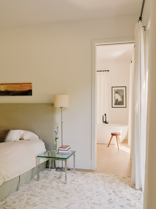 The Preserve I Home / Studio Schicketanz - Interior Photography, Bedroom, Wood, Lighting, Bed