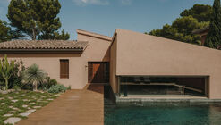 Mallorca Villa / Holzrausch