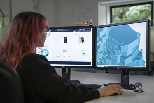 Converging Architectural Trends in 2025: Circularity, Biomaterials, and Carbon-Conscious Design Converging Architectural Trends in 2025: Circularity, Biomaterials, and Carbon-Conscious Design - Image 9 of 14