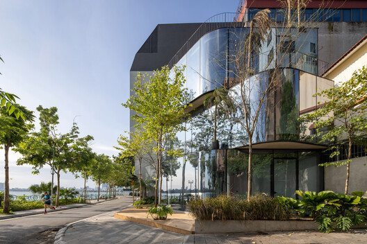 Crystal House / ARO studio