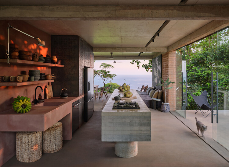 The 100 Best Latin American Houses of 2025 - Image 4 of 102