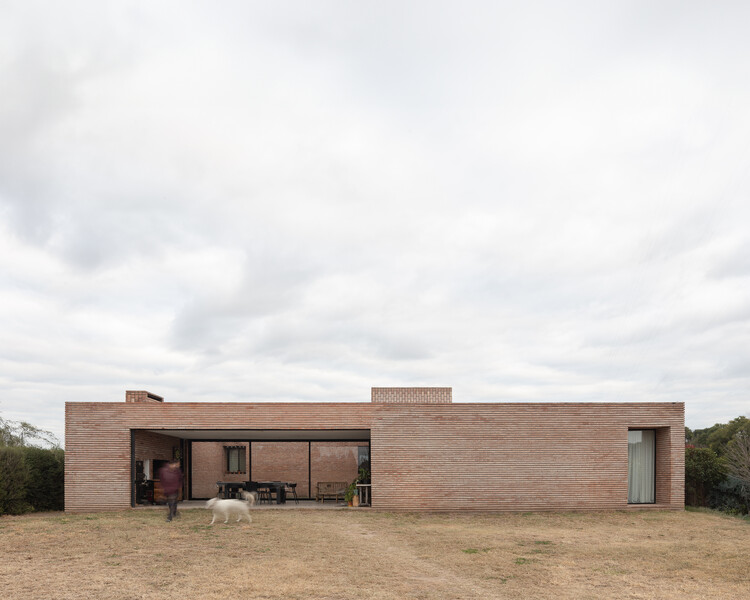 The 100 Best Latin American Houses of 2025 - Image 21 of 102