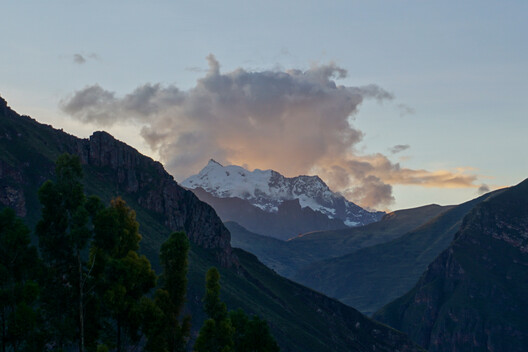 Centro Comunitario Quincho Bernarda / Taller MACAA (Misión de Arquitectura, Construcción y Arte en los Andes) Centro Comunitario Quincho Bernarda / Taller MACAA (Misión de Arquitectura, Construcción y Arte en los Andes) - Imagen 27 de 37