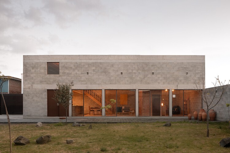 The 100 Best Latin American Houses of 2025 - Image 22 of 102
